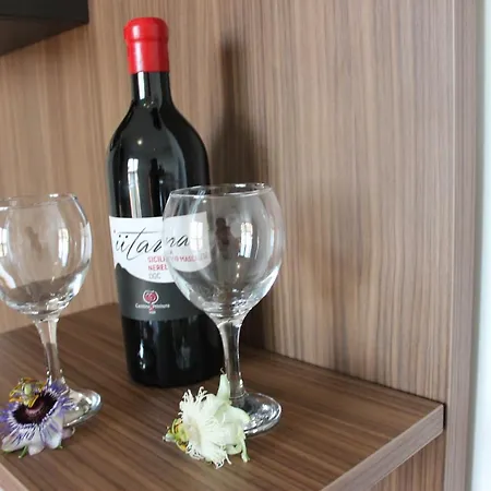 Maison De Cheeramie - Tourist Tra Mare E Etna Daire
