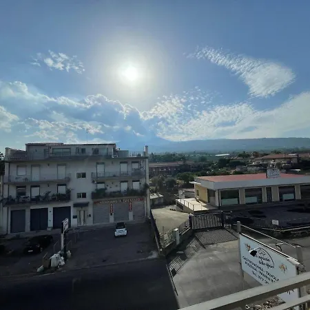 Maison De Cheeramie - Tourist Tra Mare E Etna Apartamento *