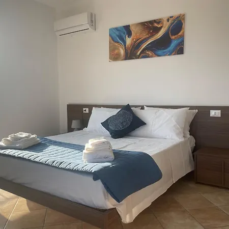 Maison De Cheeramie - Tourist Tra Mare E Etna Apartamento *