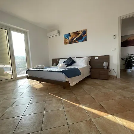 Maison De Cheeramie - Tourist Tra Mare E Etna Apartamento *