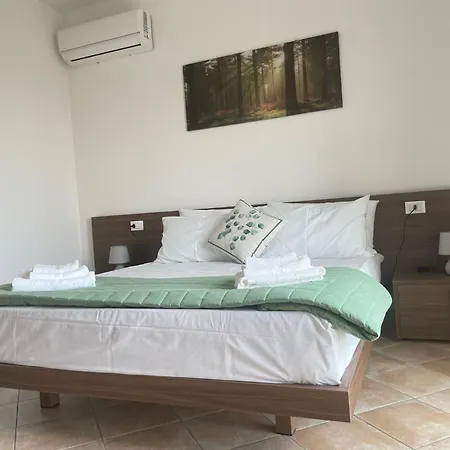 Maison De Cheeramie - Tourist Tra Mare E Etna Apartamento